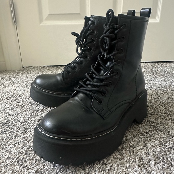 Wild Fable Black Lace-Up Side Zip Platform Boots - Picture 1 of 4